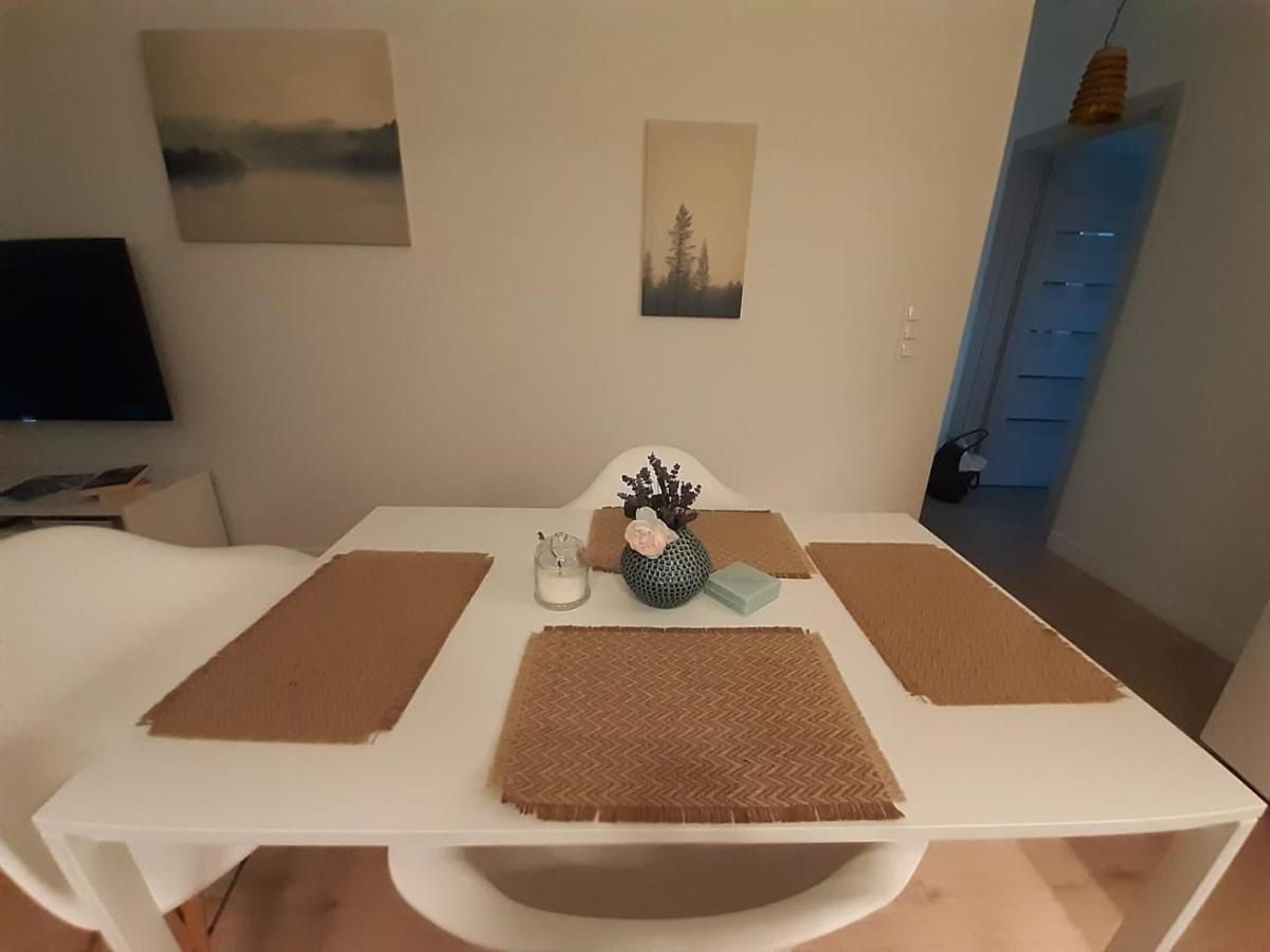 Komfortowy Apartament Przy Lesie Neustadt in Westpreußen Exterior foto